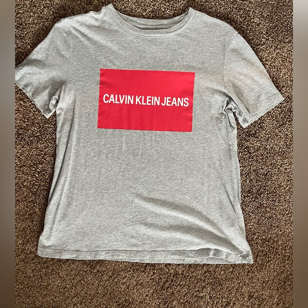 CALVIN KLEIN TSHIRT